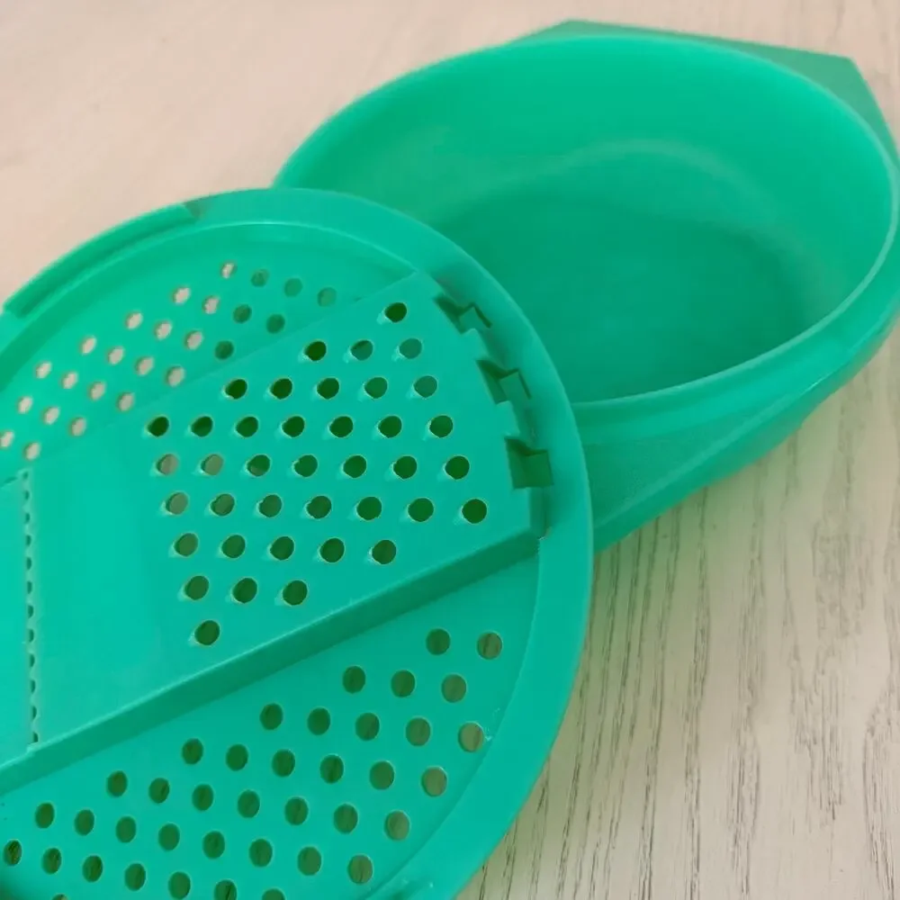 Vintage Tupperware Green Jadite Veggie/Cheese Slicer Grater & Bowl #786-8